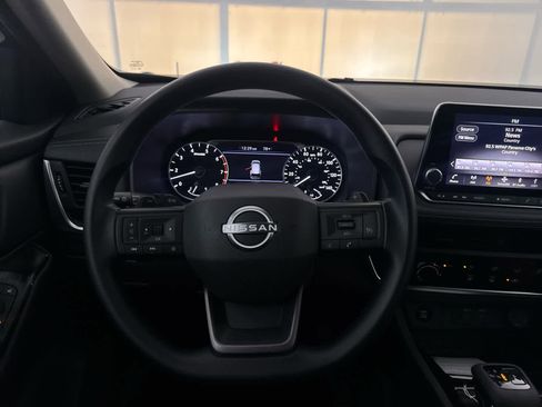 New 2026 Nissan Rogue S image 11