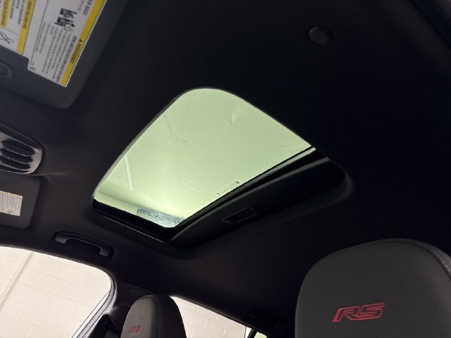 Used 2024 Chevrolet Trax RS w/ Sunroof Package FWD image 25