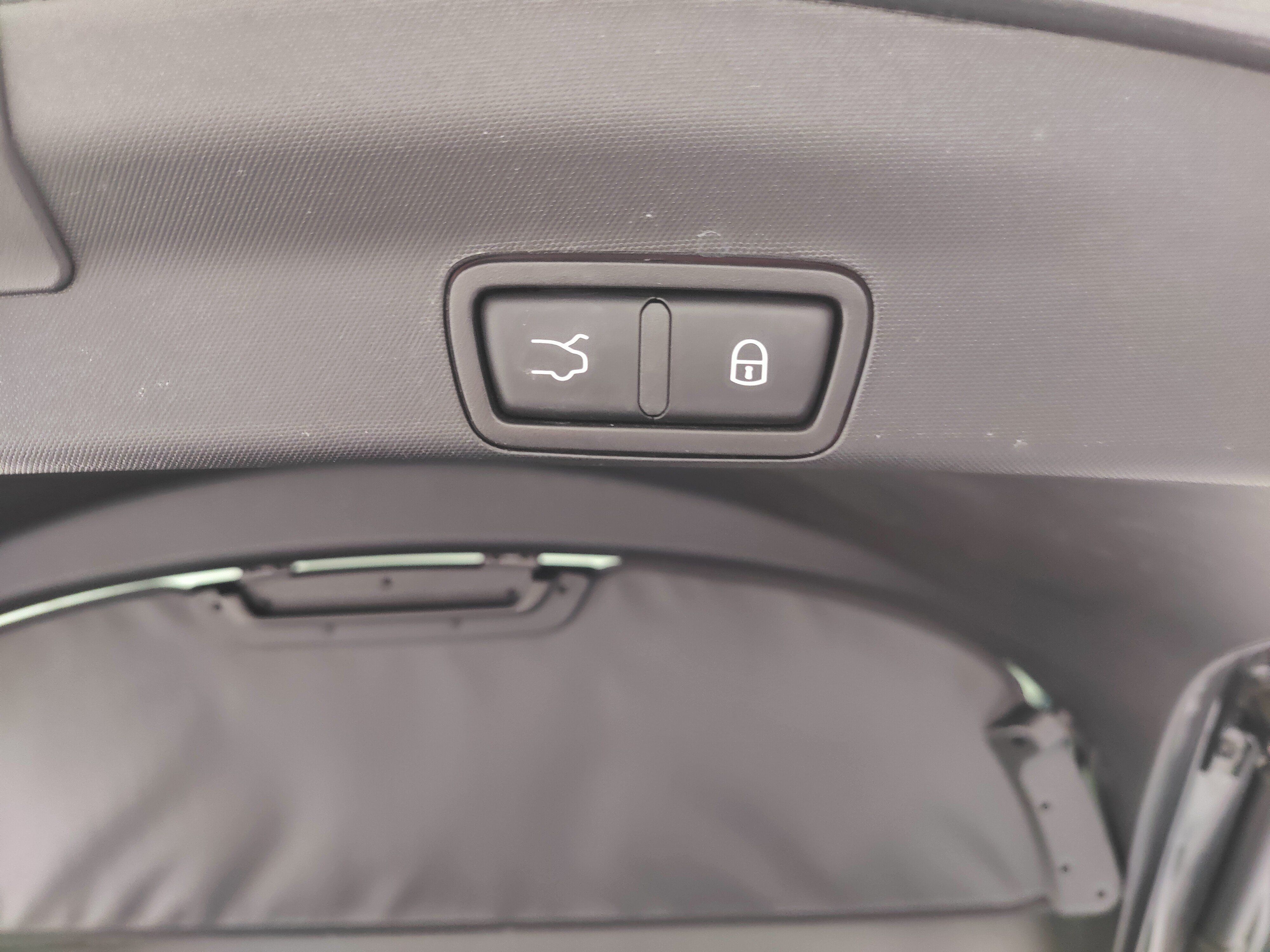Used 2022 Alfa Romeo Stelvio Ti AWD/4WD image 15