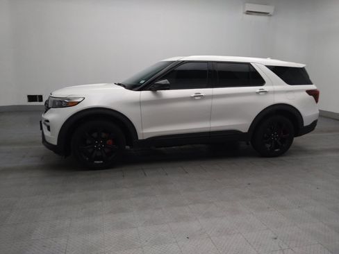 Used 2021 Ford Explorer ST w/ Equipment Group 401A AWD/4WD image 2