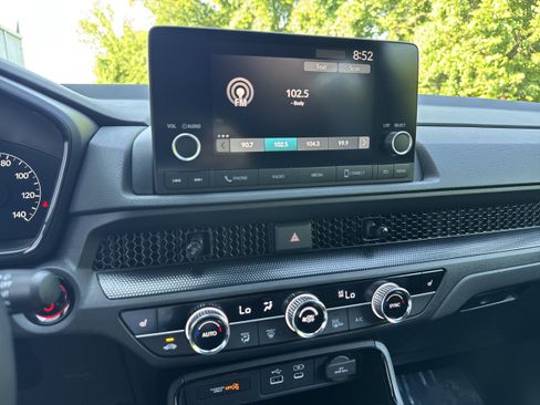 Used 2023 Honda CR-V Sport image 16