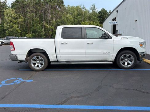 Used 2019 RAM 1500 Big Horn AWD/4WD image 3
