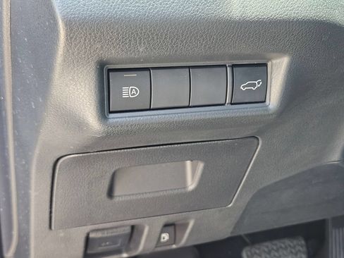 Used 2024 Toyota Grand Highlander XLE FWD image 19