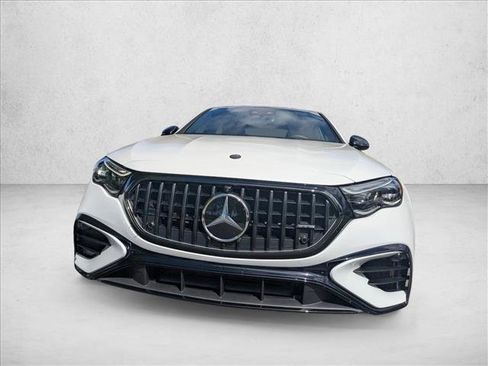 Used 2025 Mercedes-Benz E 53 AMG e 4MATIC Sedan image 9