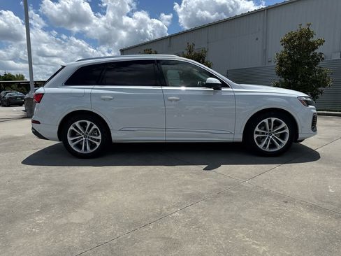 Used 2025 Audi Q7 3.0T Prestige image 4
