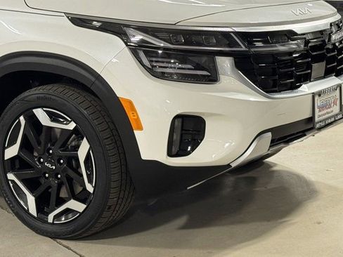 Used 2024 Kia Seltos SX w/ SX Sunroof Package AWD/4WD image 3