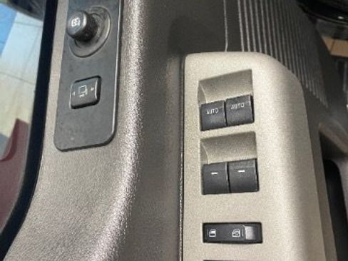 Used 2013 Ford F250 Lariat w/ Chrome Pkg RWD image 16