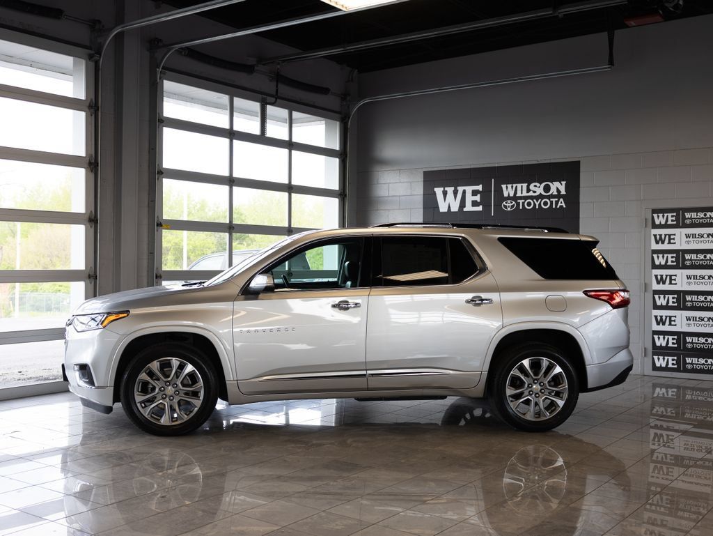 Used 2021 Chevrolet Traverse Premier AWD/4WD image 1