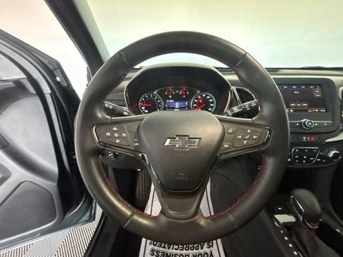 Used 2023 Chevrolet Equinox RS AWD/4WD image 4