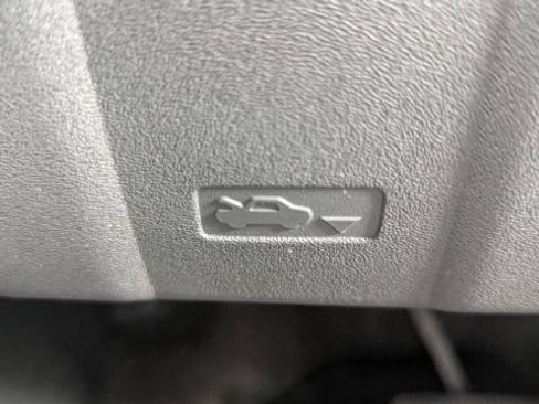 Used 2010 Nissan Xterra S AWD/4WD image 38