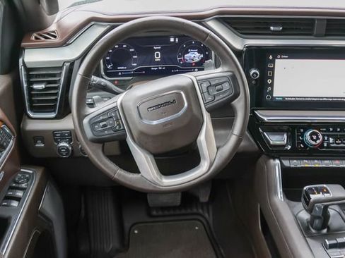 Used 2023 GMC Sierra 1500 Denali w/ Denali Reserve Package AWD/4WD image 6