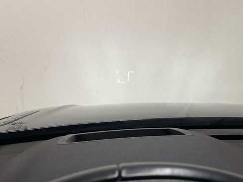 Used 2022 Land Rover Range Rover Velar R-Dynamic S image 31