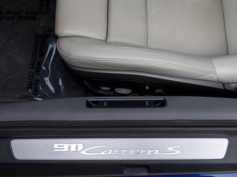 Used 2020 Porsche 911 Carrera S image 25