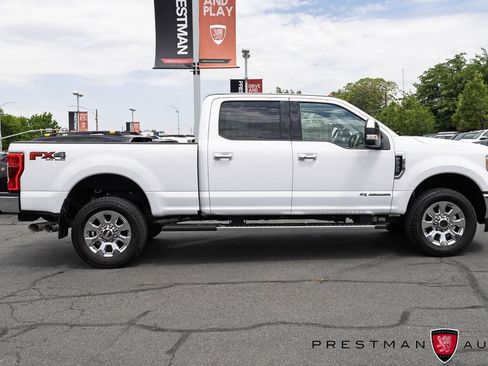 Used 2018 Ford F250 Lariat w/ Lariat Ultimate Package AWD/4WD image 21