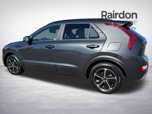Used 2024 Kia Niro EX FWD image 5