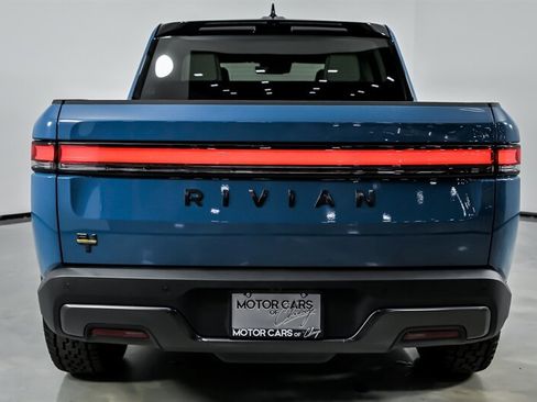 Used 2025 Rivian R1T Premium AWD/4WD image 11
