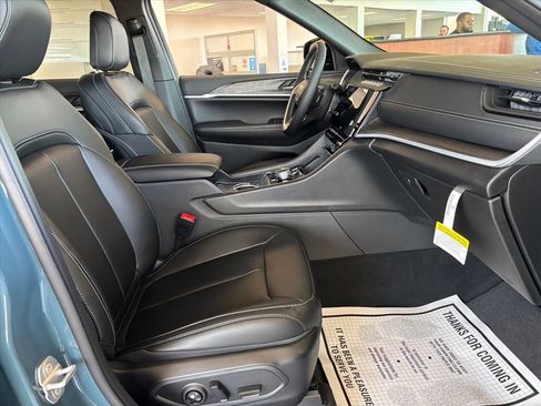 New 2026 Jeep Grand Cherokee Limited image 13