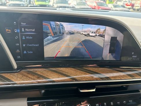 Used 2022 Cadillac Escalade Sport Platinum w/ Heavy-Duty Trailer Package image 24