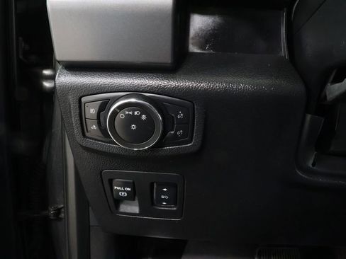 Used 2016 Ford F150 XLT w/ Equipment Group 302A Luxury AWD/4WD image 17
