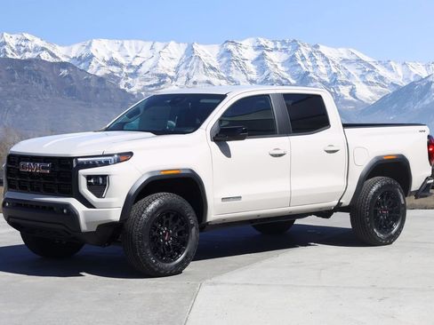 New 2026 GMC Canyon Elevation w/ Convenience Package AWD/4WD image 2