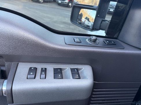 Used 2011 Ford F250 Lariat w/ Lariat Ultimate Pkg image 28