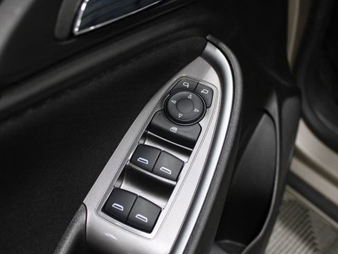 Used 2024 Chevrolet Malibu LS image 16