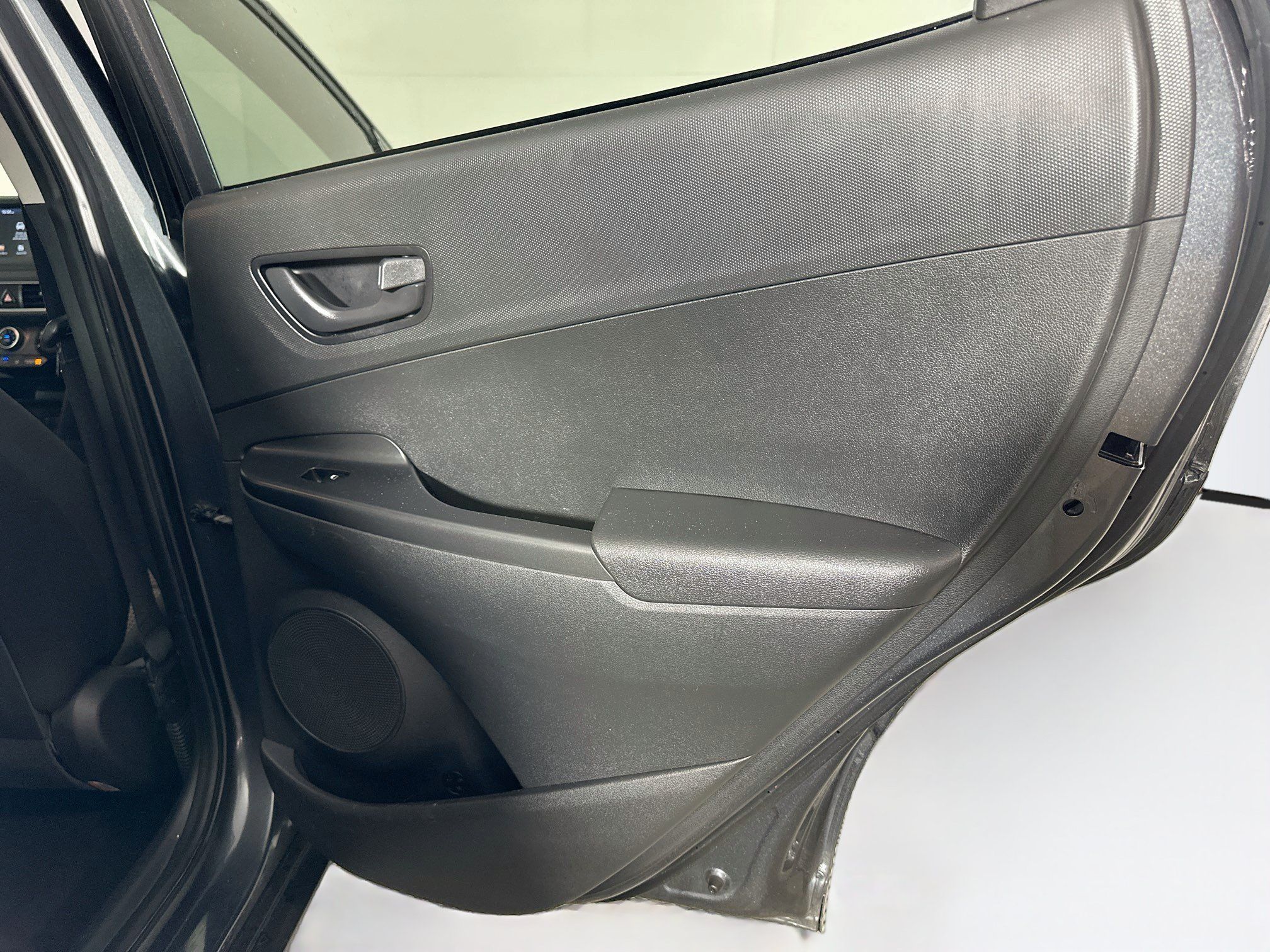 Used 2020 Hyundai Kona SEL FWD image 28