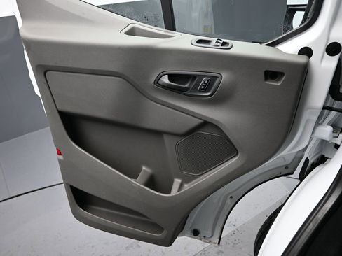 Used 2023 Ford Transit 350 XLT image 15