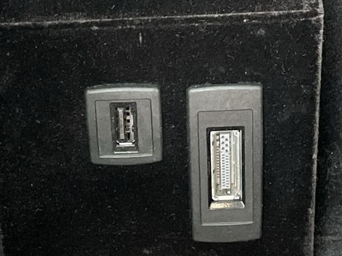 Used 2014 Mercedes-Benz E 350 E 350 Sport image 25