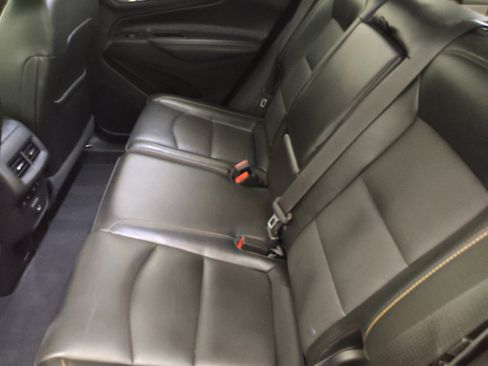 Used 2019 Chevrolet Equinox Premier FWD image 18