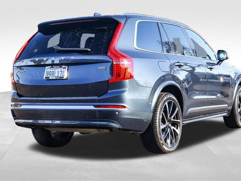 Used 2025 Volvo XC90 B5 Plus w/ Protection Package Premier image 6
