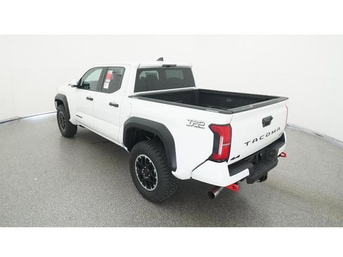 New 2025 Toyota Tacoma TRD Off-Road AWD/4WD image 5