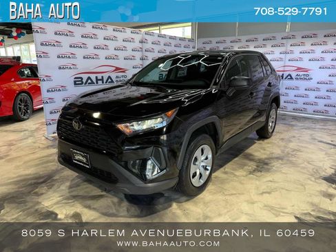 Used 2022 Toyota RAV4 LE FWD image 1