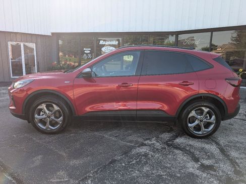 Used 2026 Ford Escape ST-Line w/ Tech Pack #1 AWD/4WD image 11