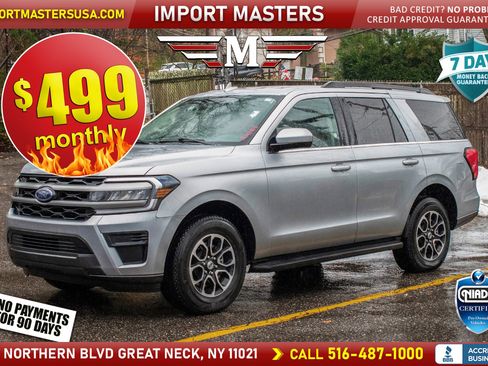 Used 2024 Ford Expedition XLT image 1