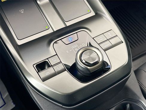 Certified 2026 Toyota bZ image 28