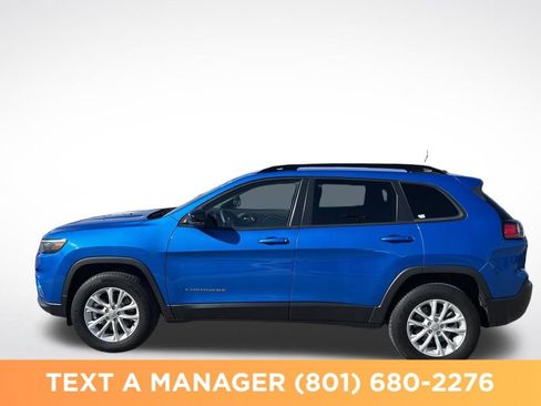 Used 2022 Jeep Cherokee Latitude Lux AWD/4WD image 2