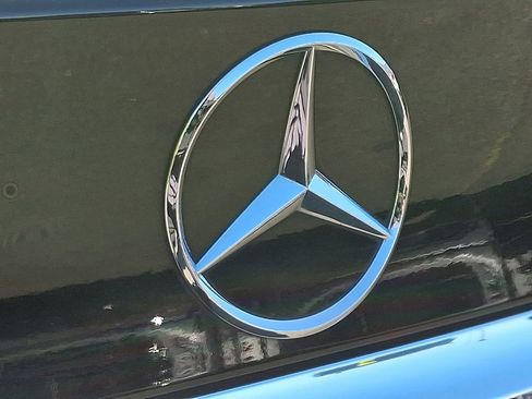 Used 2018 Mercedes-Benz GLA 250 4MATIC image 30