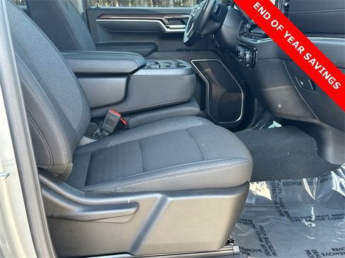 Used 2025 Chevrolet Silverado 1500 LT image 13