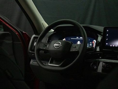 New 2026 Nissan Pathfinder Platinum image 14