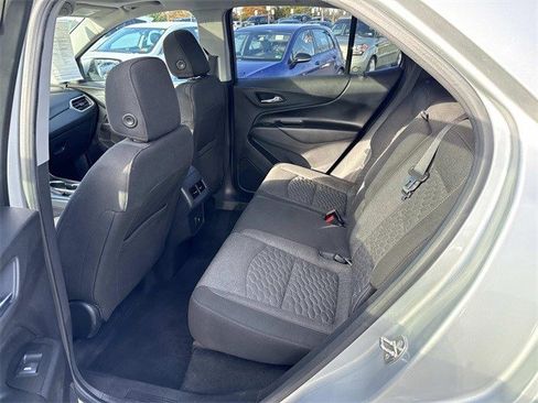Used 2020 Chevrolet Equinox LT image 17