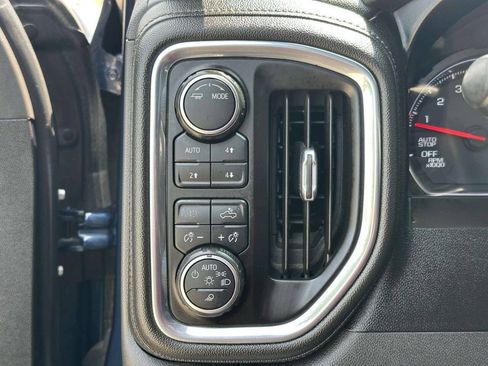 Used 2021 Chevrolet Silverado 1500 LT Trail Boss w/ Convenience Package II AWD/4WD image 30