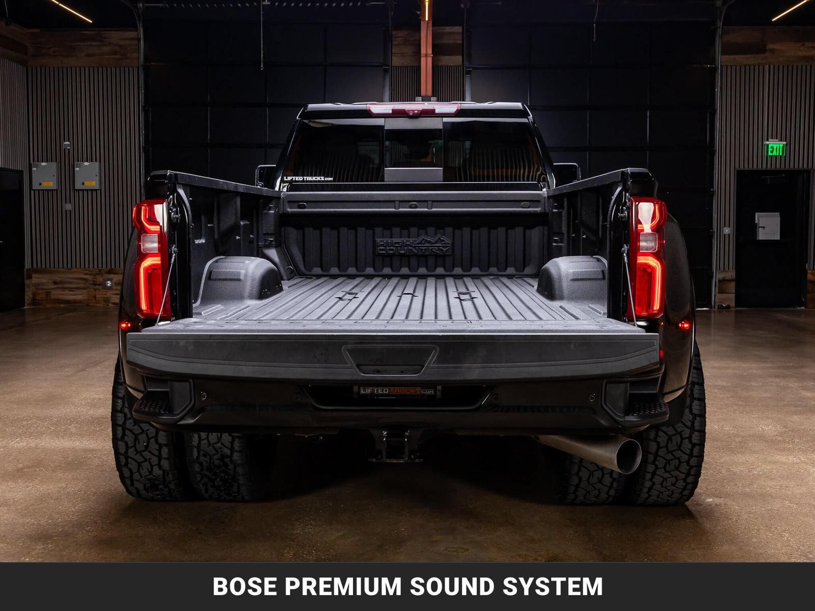 Used 2024 Chevrolet Silverado 3500 High Country w/ High Country Premium Package AWD/4WD image 8