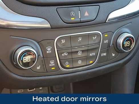 Used 2022 Chevrolet Equinox LT image 20