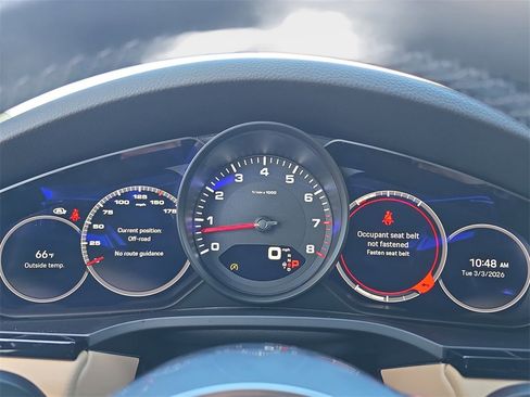 Used 2023 Porsche Cayenne image 16