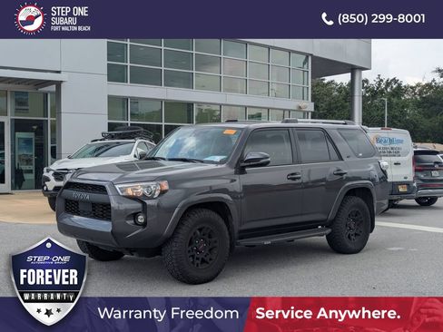 Used 2023 Toyota 4Runner SR5 Premium w/ Moonroof Package RWD image 2