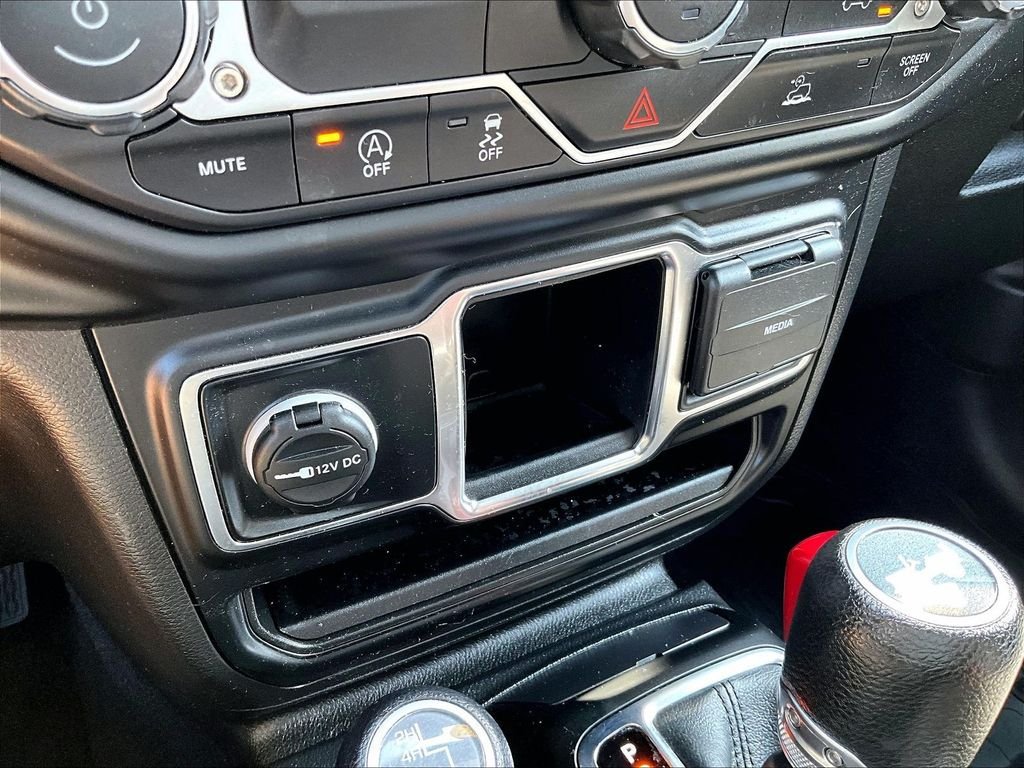 Used 2022 Jeep Wrangler Unlimited Sport AWD/4WD image 25