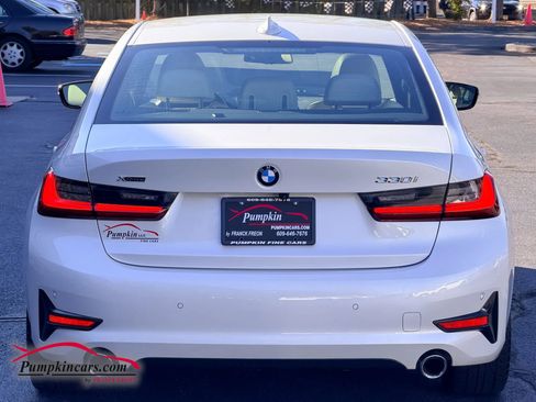 Used 2022 BMW 330i xDrive Sedan w/ Driving Assistance Package AWD/4WD image 15