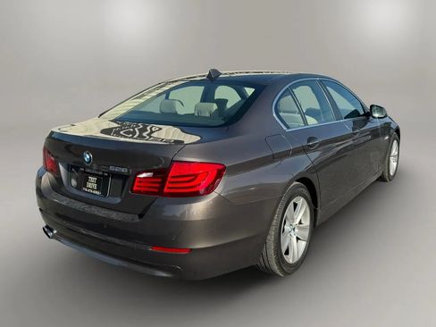 Used 2013 BMW 528i Sedan RWD image 8