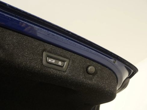 Certified 2023 BMW 540i w/ Premium Package image 16